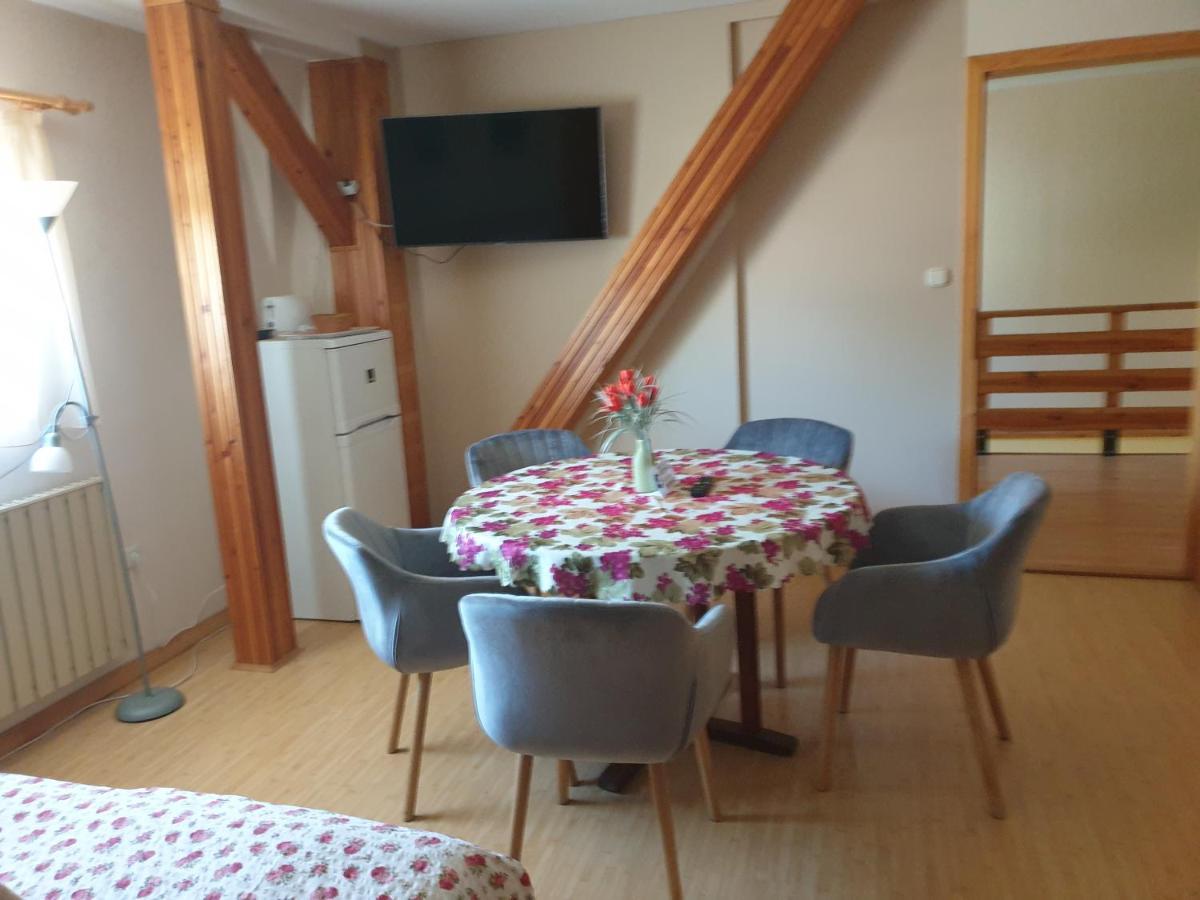 Vecsey Apartman Eger Exterior photo