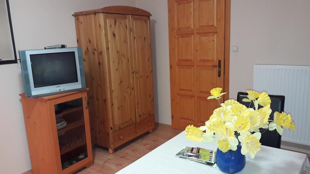 Vecsey Apartman Eger Exterior photo